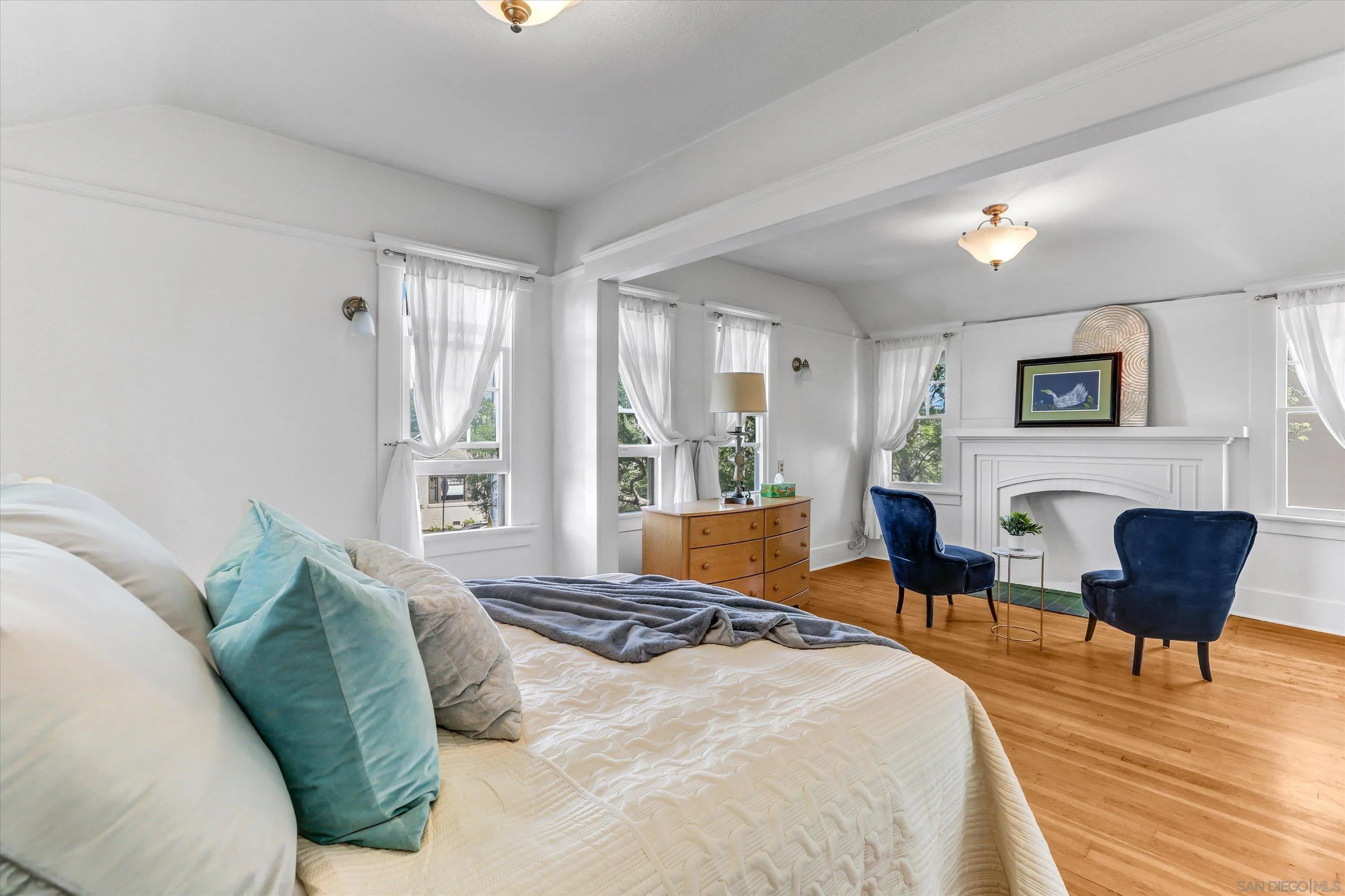 https://cdn.realtyfeed.com/cdn/127/250038163/b80cd5acc80d9649823e0d8aa9f0ee42.webp