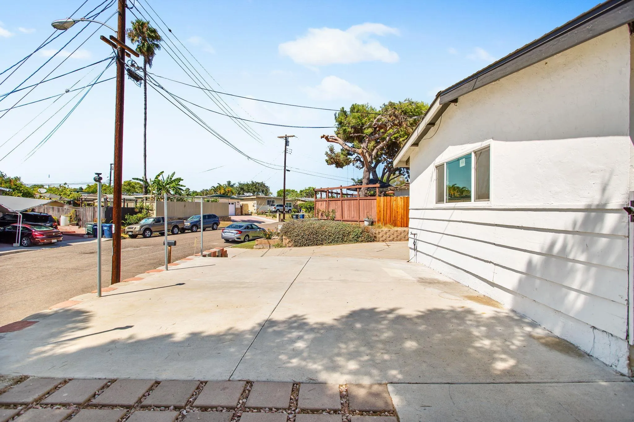https://cdn.realtyfeed.com/cdn/127/250038169/42f1ccc2c40df43476b721eba86b1cf0.webp
