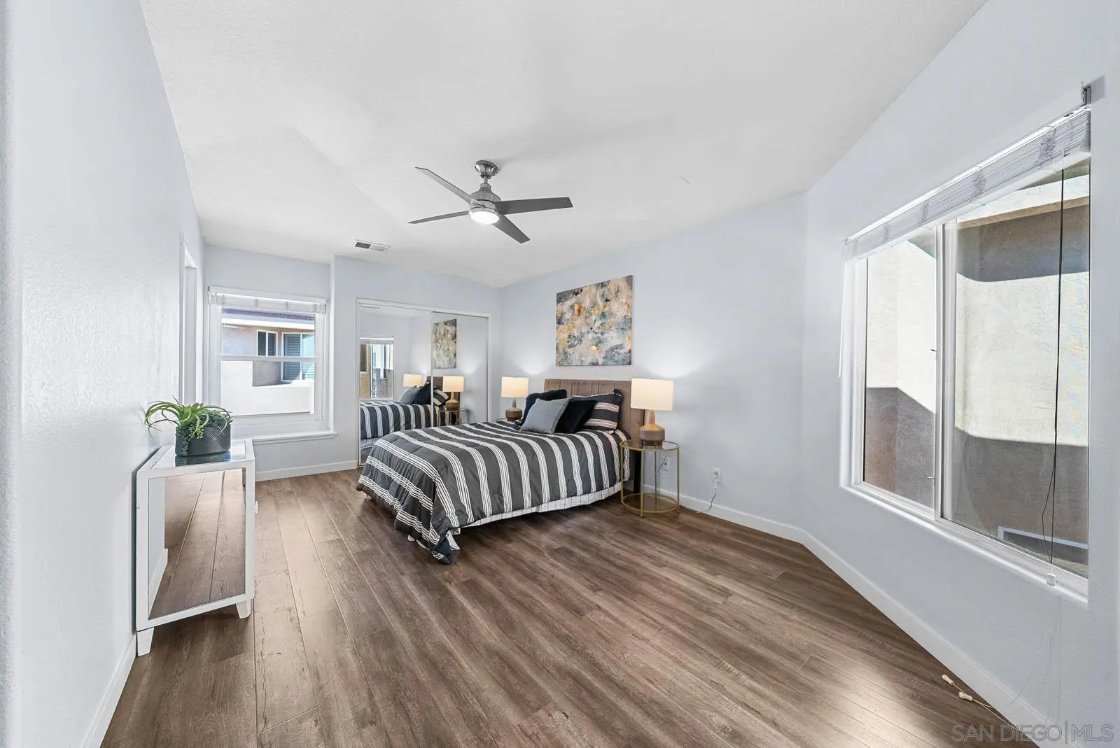 https://cdn.realtyfeed.com/cdn/127/250038171/0695165d79c3c364e1df7cb2f078cce5.webp