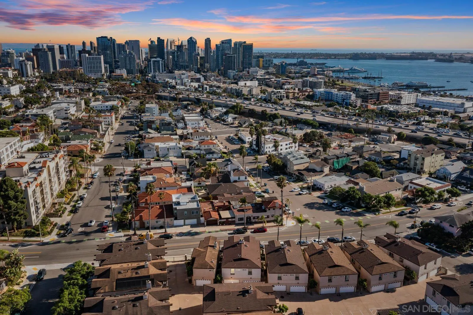 https://cdn.realtyfeed.com/cdn/127/250038171/59c2dea9a3479210fad83ef49be29458.webp