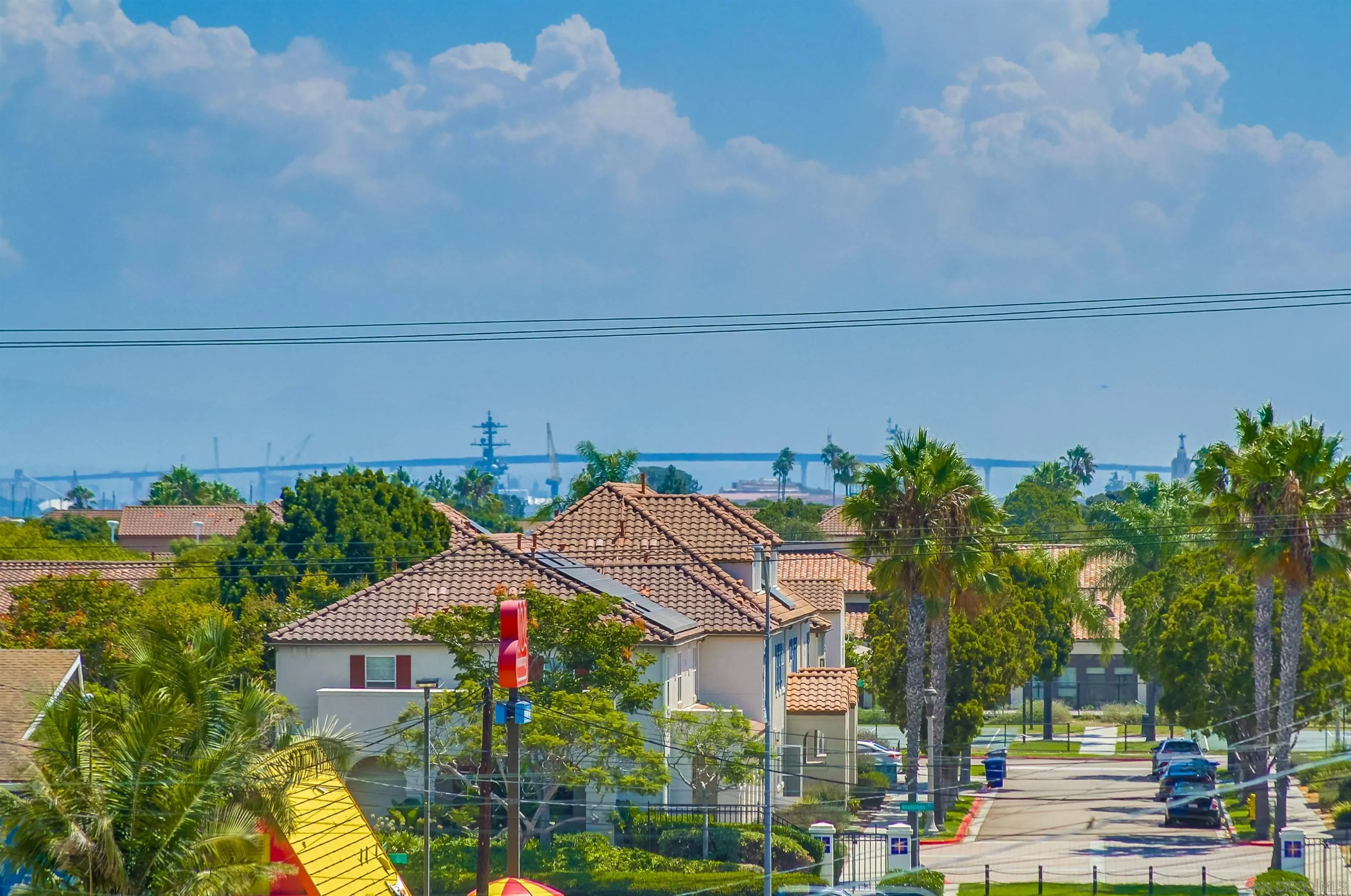 https://cdn.realtyfeed.com/cdn/127/250038172/b2b903248e1ed7038305fed744a8726b.webp