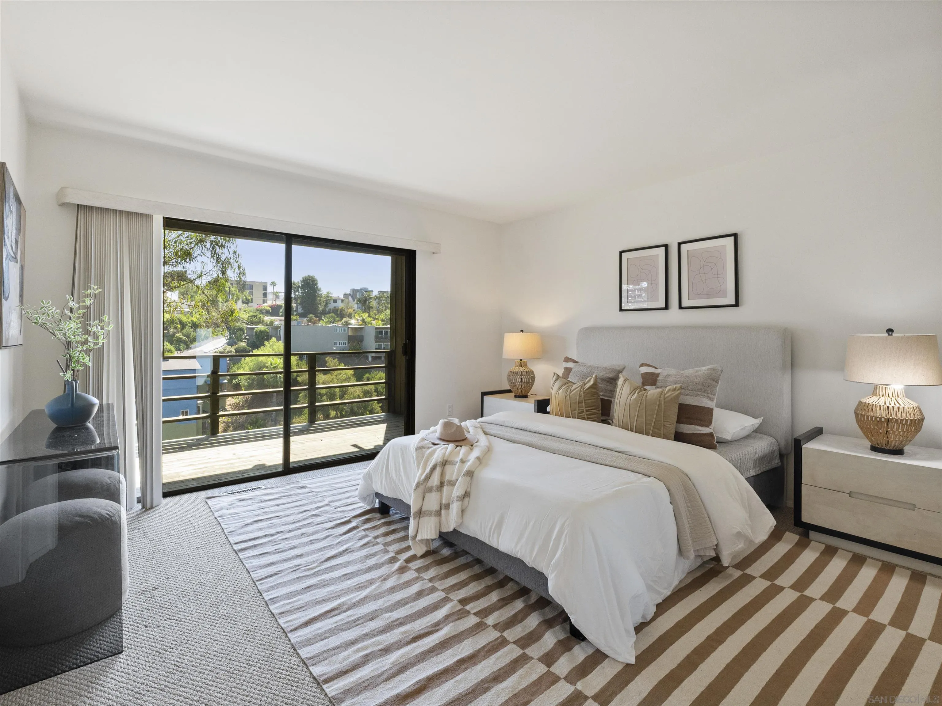 https://cdn.realtyfeed.com/cdn/127/250038174/9e1c99a7646b86023829042af97ec8fb.webp
