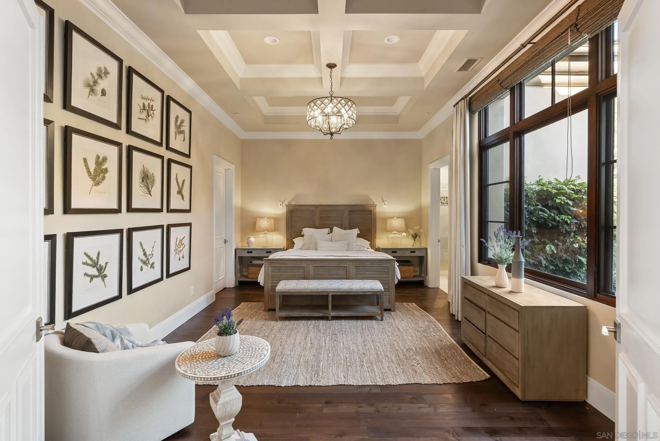 https://cdn.realtyfeed.com/cdn/127/250038177/714a0c17cbc1f10a2c21333fa55bb057.webp