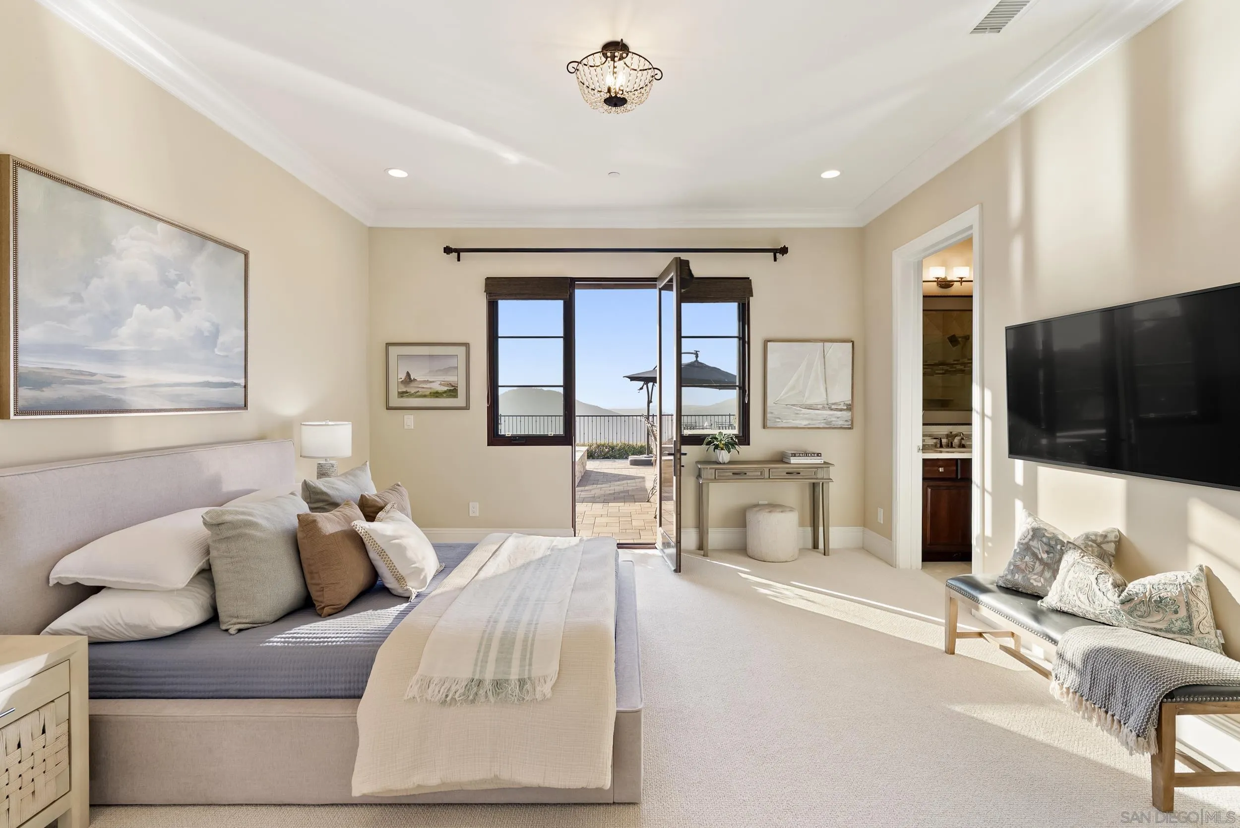 https://cdn.realtyfeed.com/cdn/127/250038177/e2c8b268ad1f8b03030ad18fa7df55cc.webp