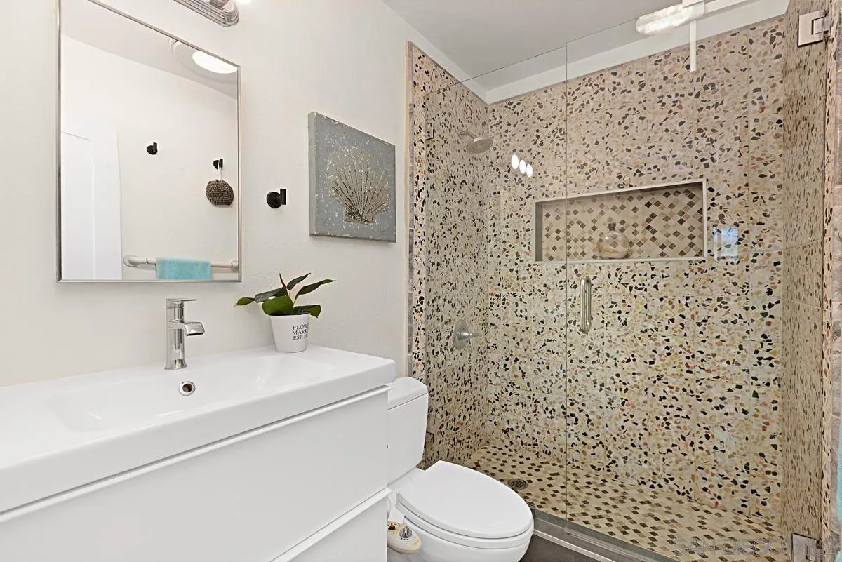 Photo #19: 250038179 Listing: Photo #19