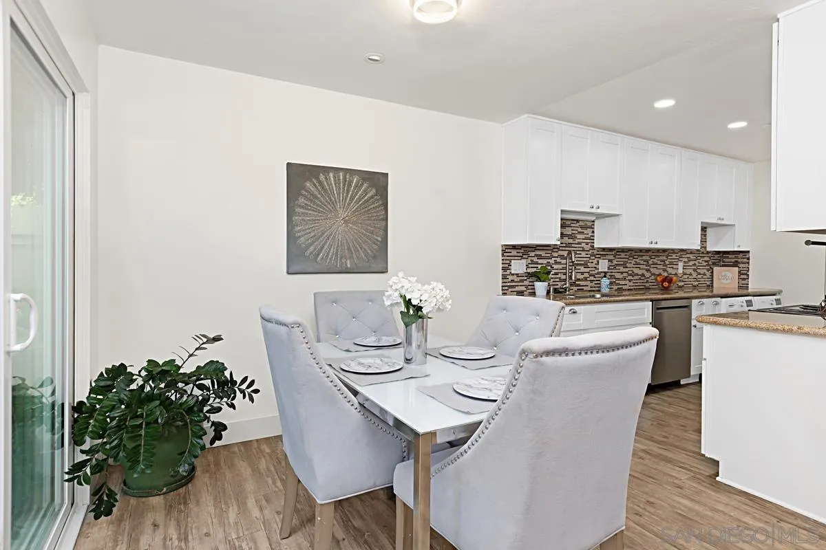 Photo #12: 250038179 Listing: Photo #12