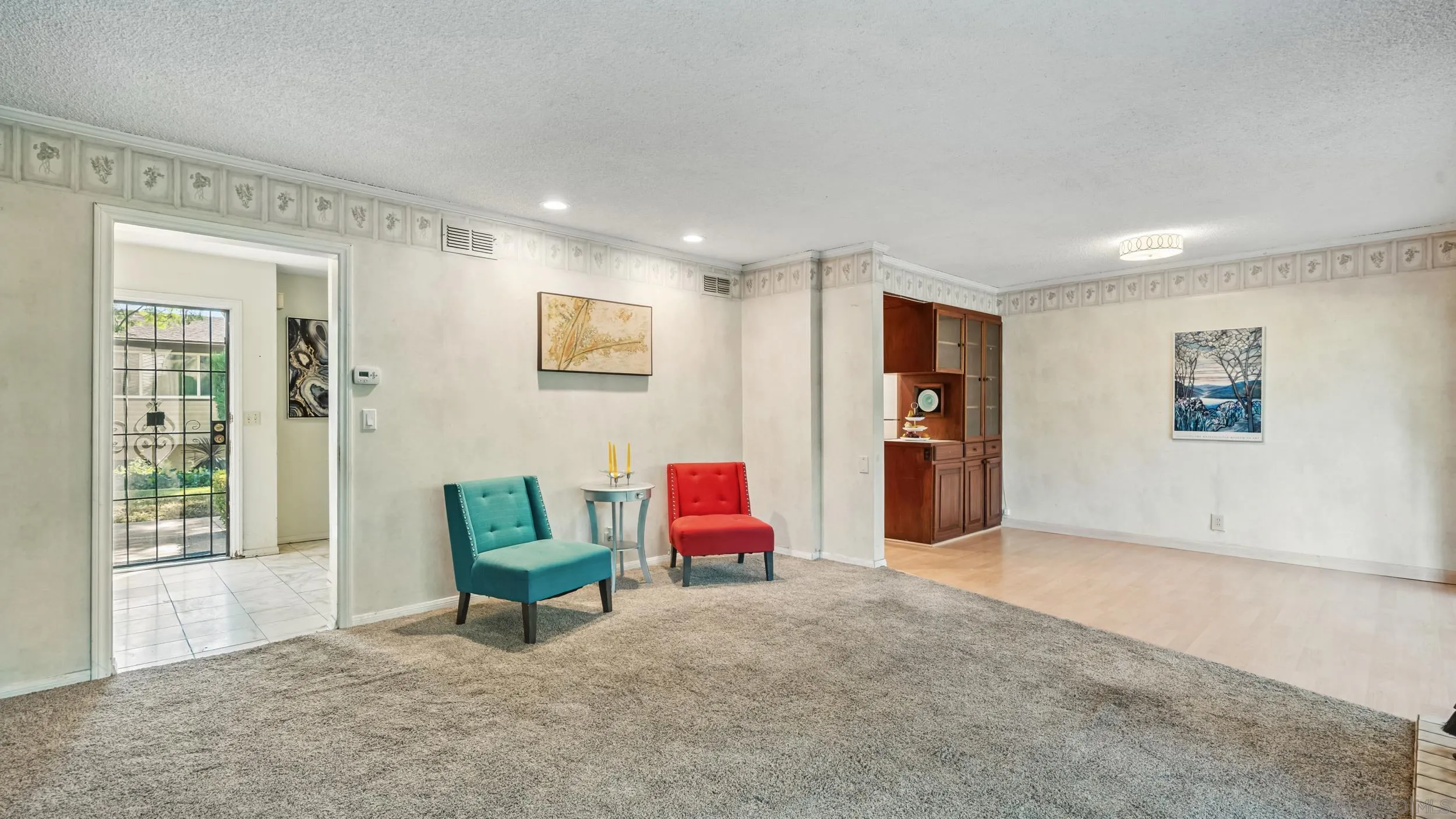 Photo #2: 250038180 Listing 
