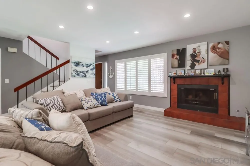Photo #6: 250038184 Listing 