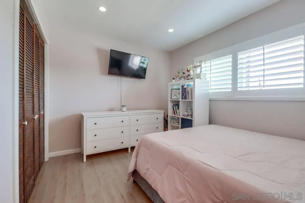 Photo #30: 250038184 Listing: Photo #30