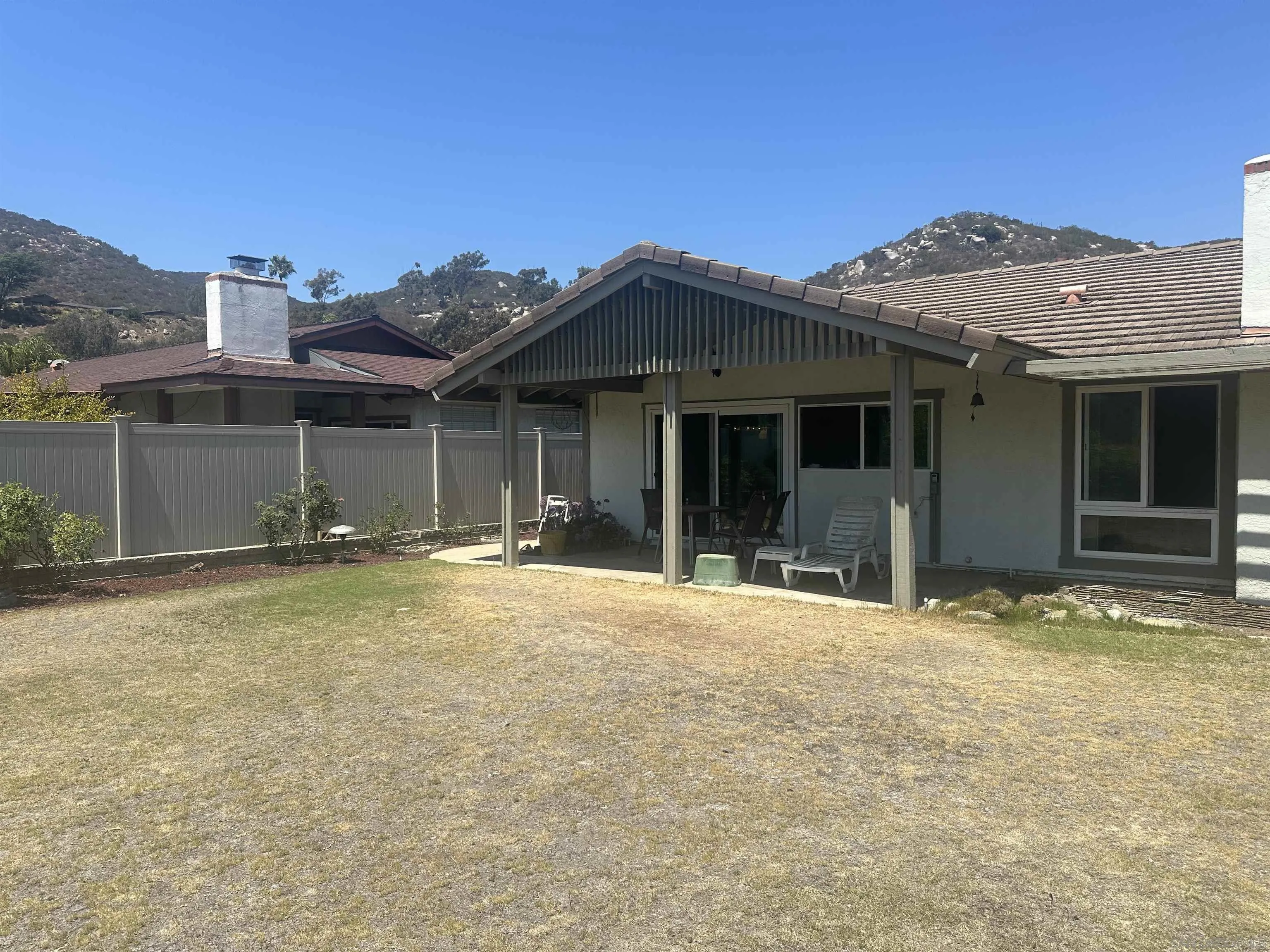 https://cdn.realtyfeed.com/cdn/127/250038186/74b67591977e45825af3c045a4482e11.webp