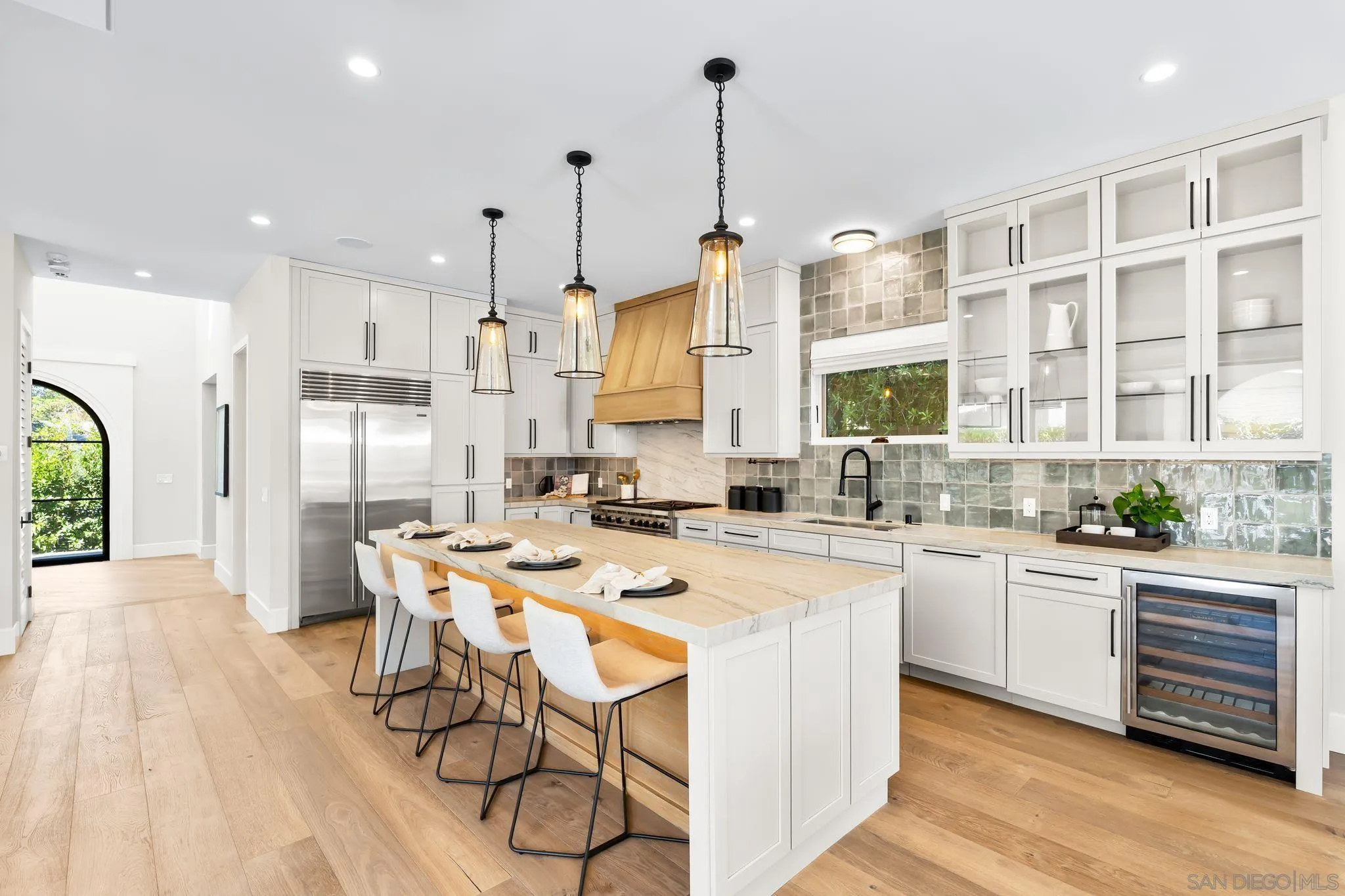 https://cdn.realtyfeed.com/cdn/127/250038189/c06f5c70213971995357da89a285cbd5.webp
