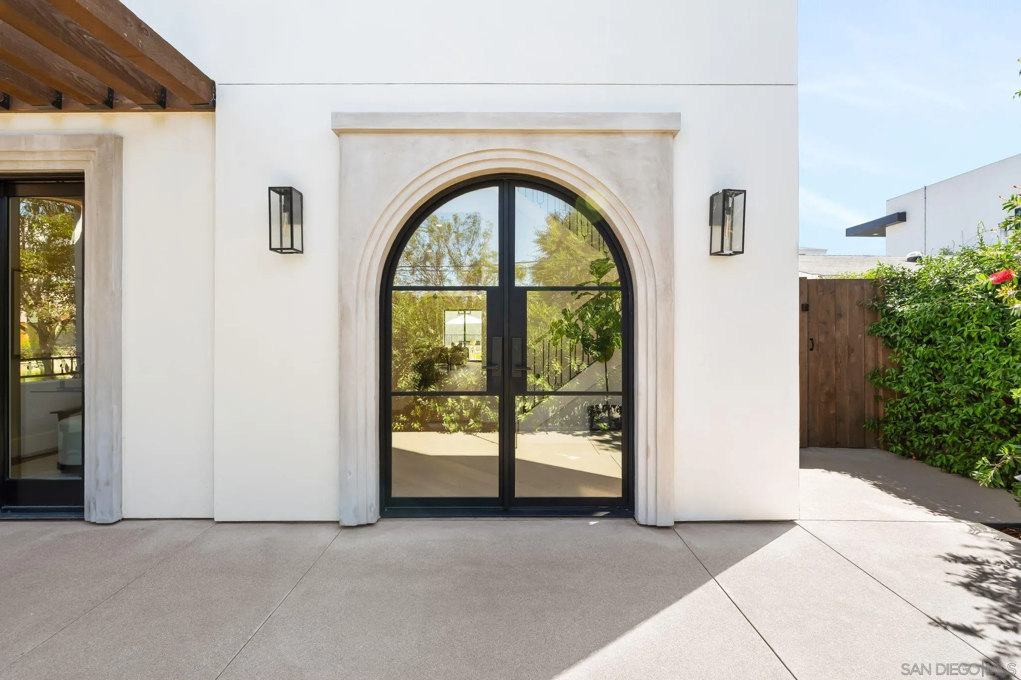 https://cdn.realtyfeed.com/cdn/127/250038189/dafc25e9f6aeae332449fd9d7ee6ab51.webp