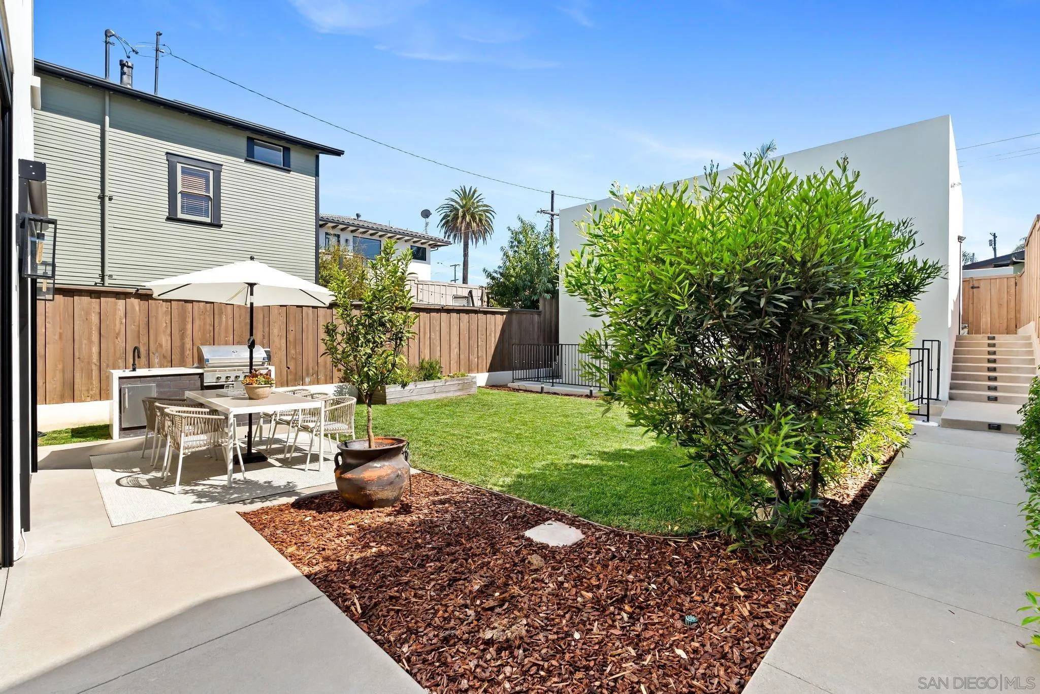 https://cdn.realtyfeed.com/cdn/127/250038189/fda698d0f1f5c7cb9e1e631b0325d74b.webp