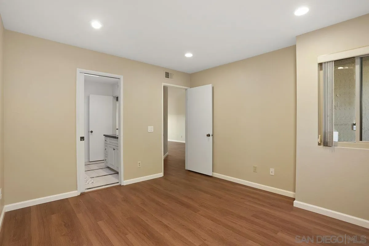 https://cdn.realtyfeed.com/cdn/127/250038199/3406f77a9f76048bd8640fbca7be29f2.webp