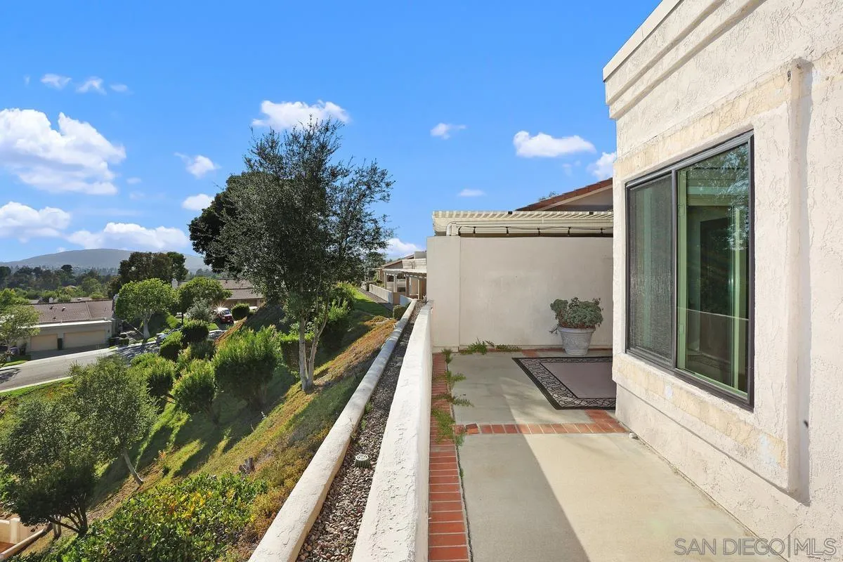 https://cdn.realtyfeed.com/cdn/127/250038199/70f25afb25e7d22d52fa5863b8638c90.webp