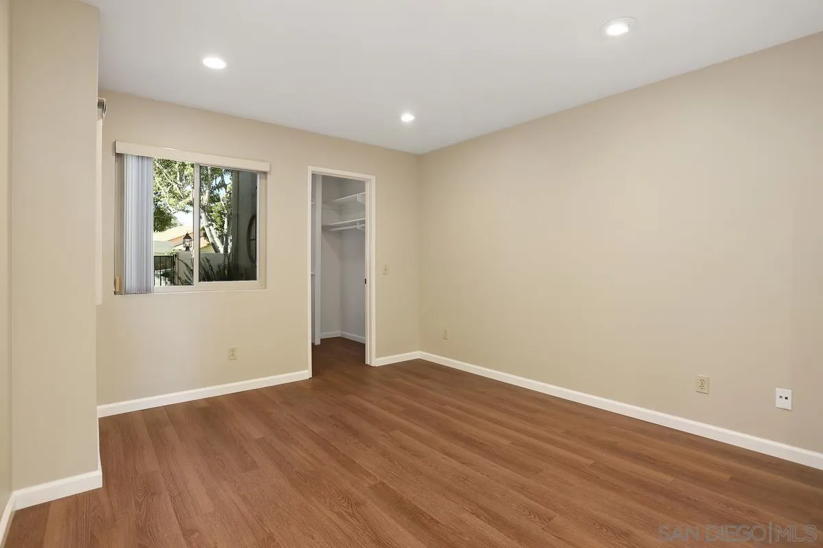 https://cdn.realtyfeed.com/cdn/127/250038199/d7e910e51dd5d5cd4a1f62d20c90eb01.webp