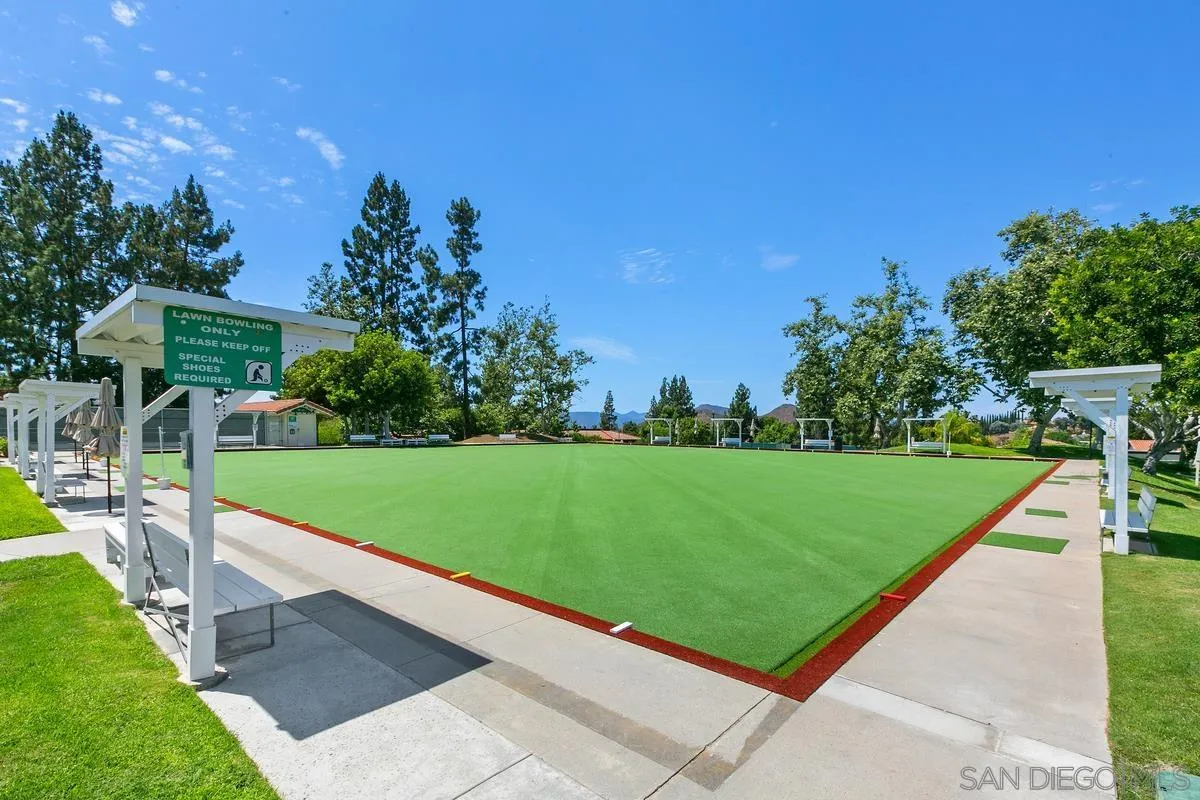 https://cdn.realtyfeed.com/cdn/127/250038199/ec236e16e97c73b41d74fa32a25f62f0.webp