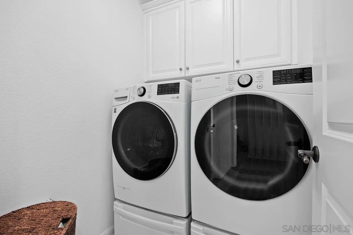 https://cdn.realtyfeed.com/cdn/127/250038203/5bb28e92b6b8a345d54bee9f6821872e.webp