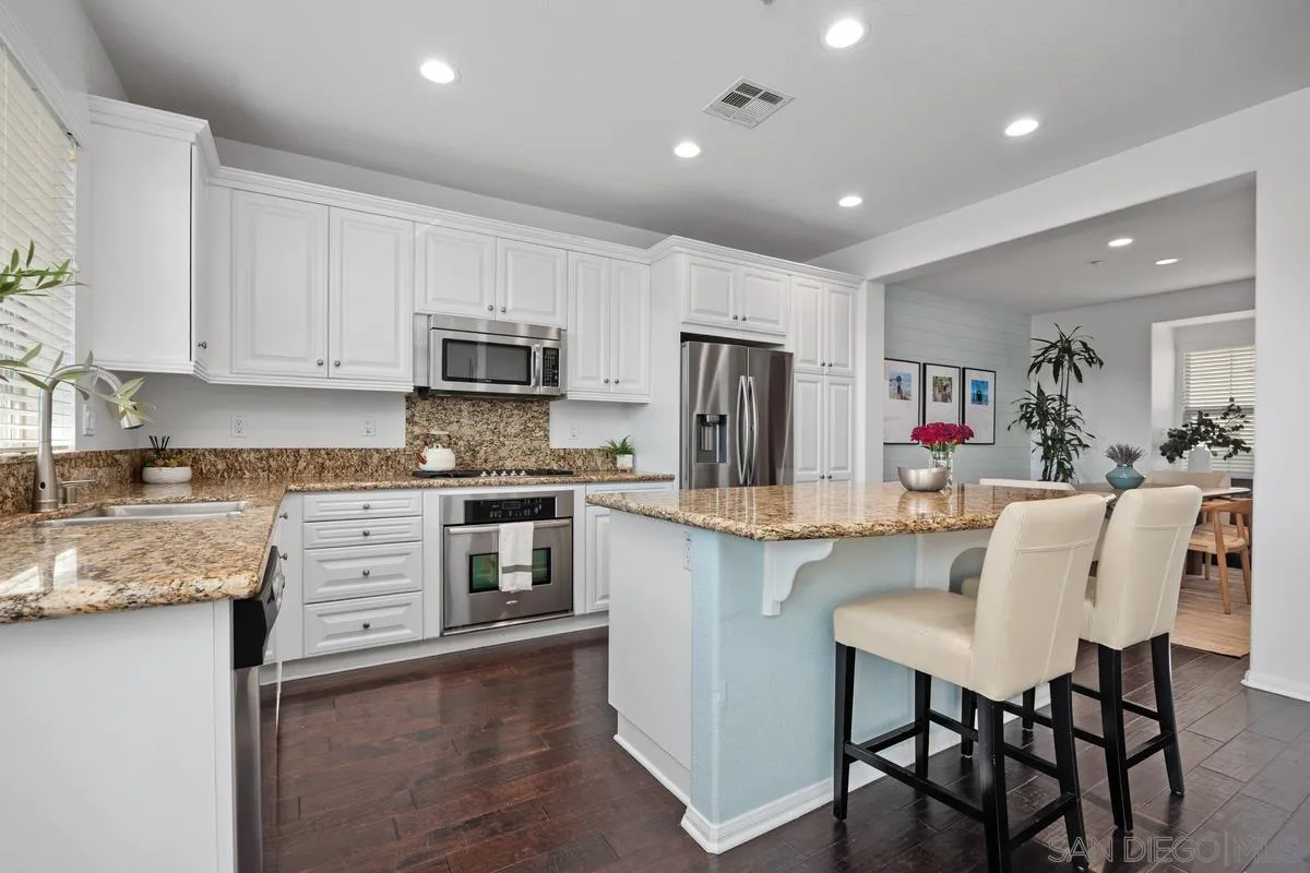 Photo #10: 250038203 Listing: Photo #10