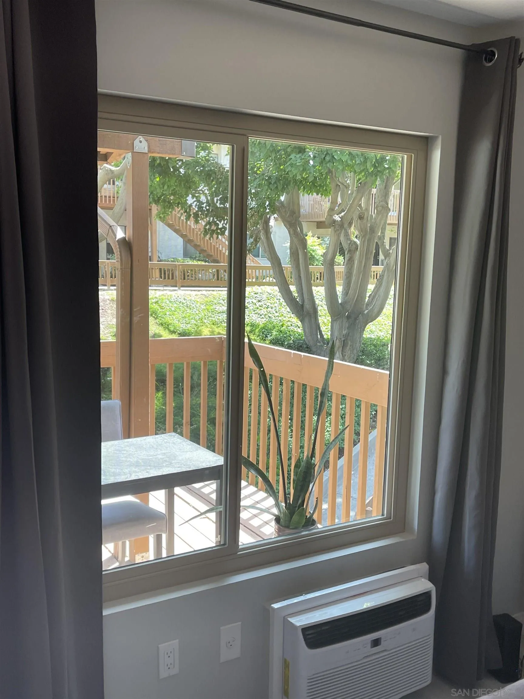 https://cdn.realtyfeed.com/cdn/127/250038204/6ac52768c99a5bcd72649d757f301aa8.webp
