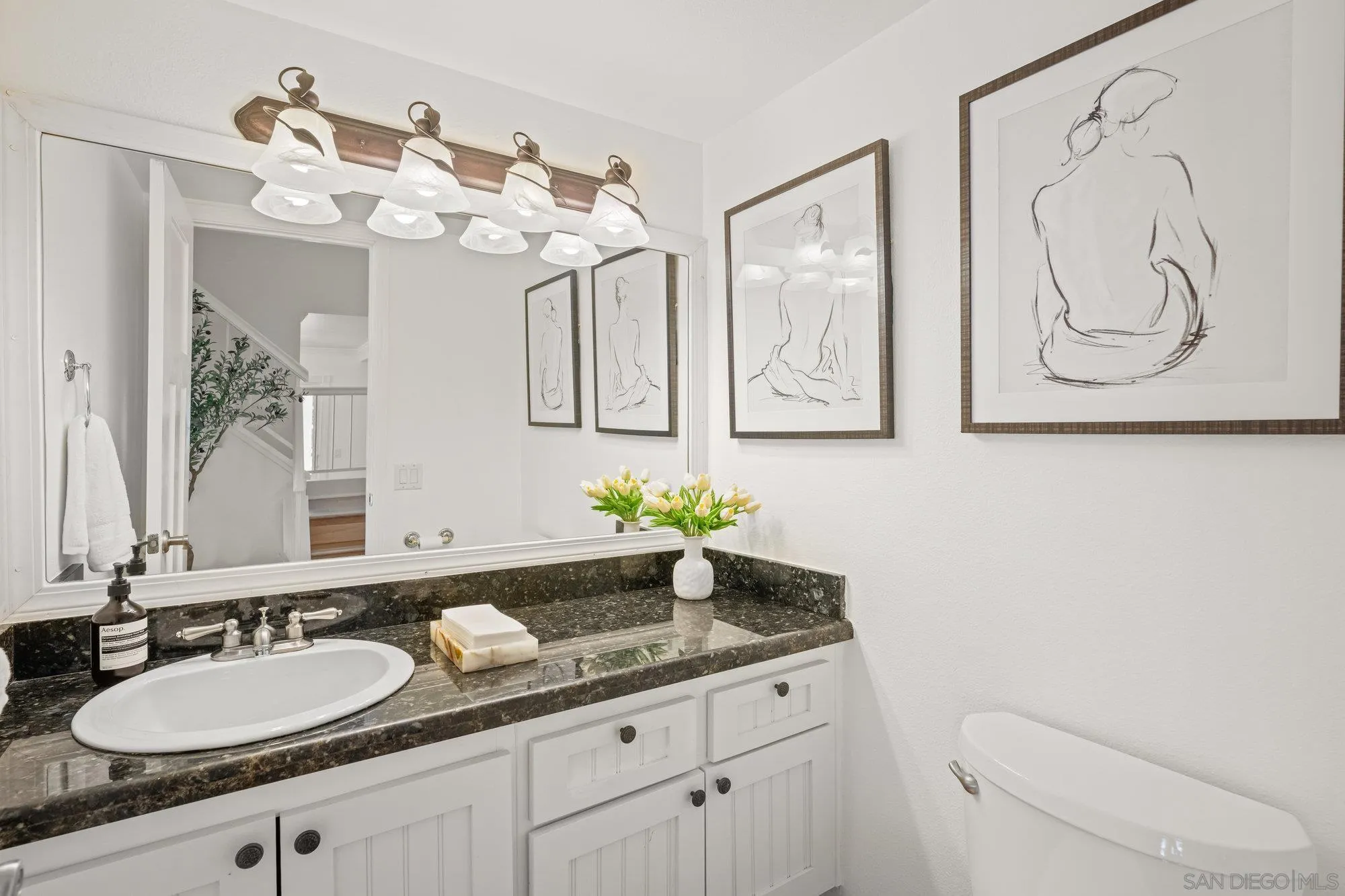 https://cdn.realtyfeed.com/cdn/127/250038206/3701bedad2d397e9e0848147408f5e8a.webp