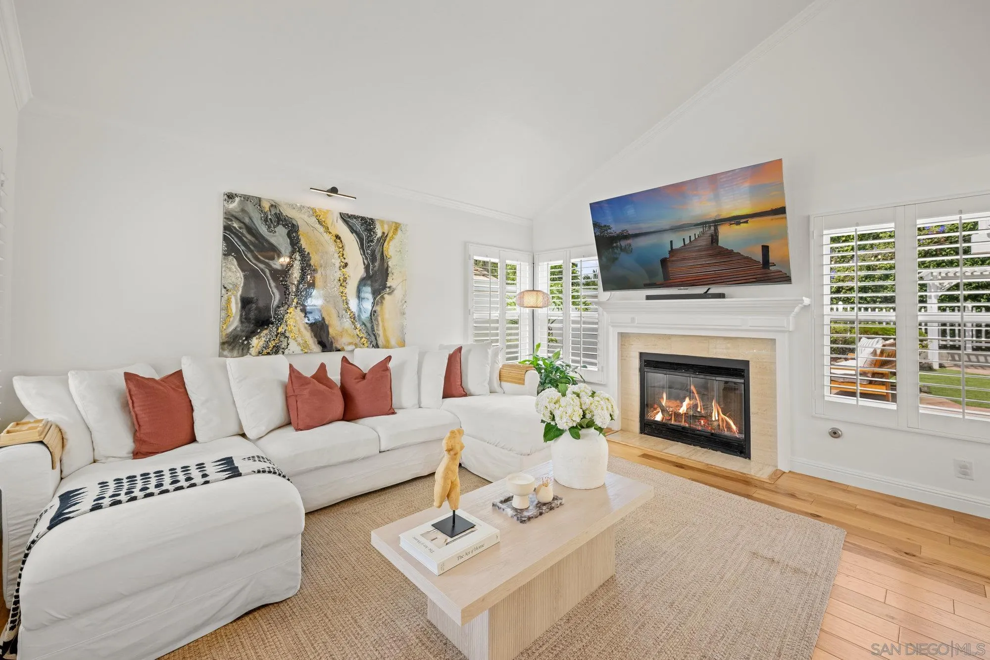 https://cdn.realtyfeed.com/cdn/127/250038206/5eb048a6e39d7e6f1b1f00604a4b66fa.webp