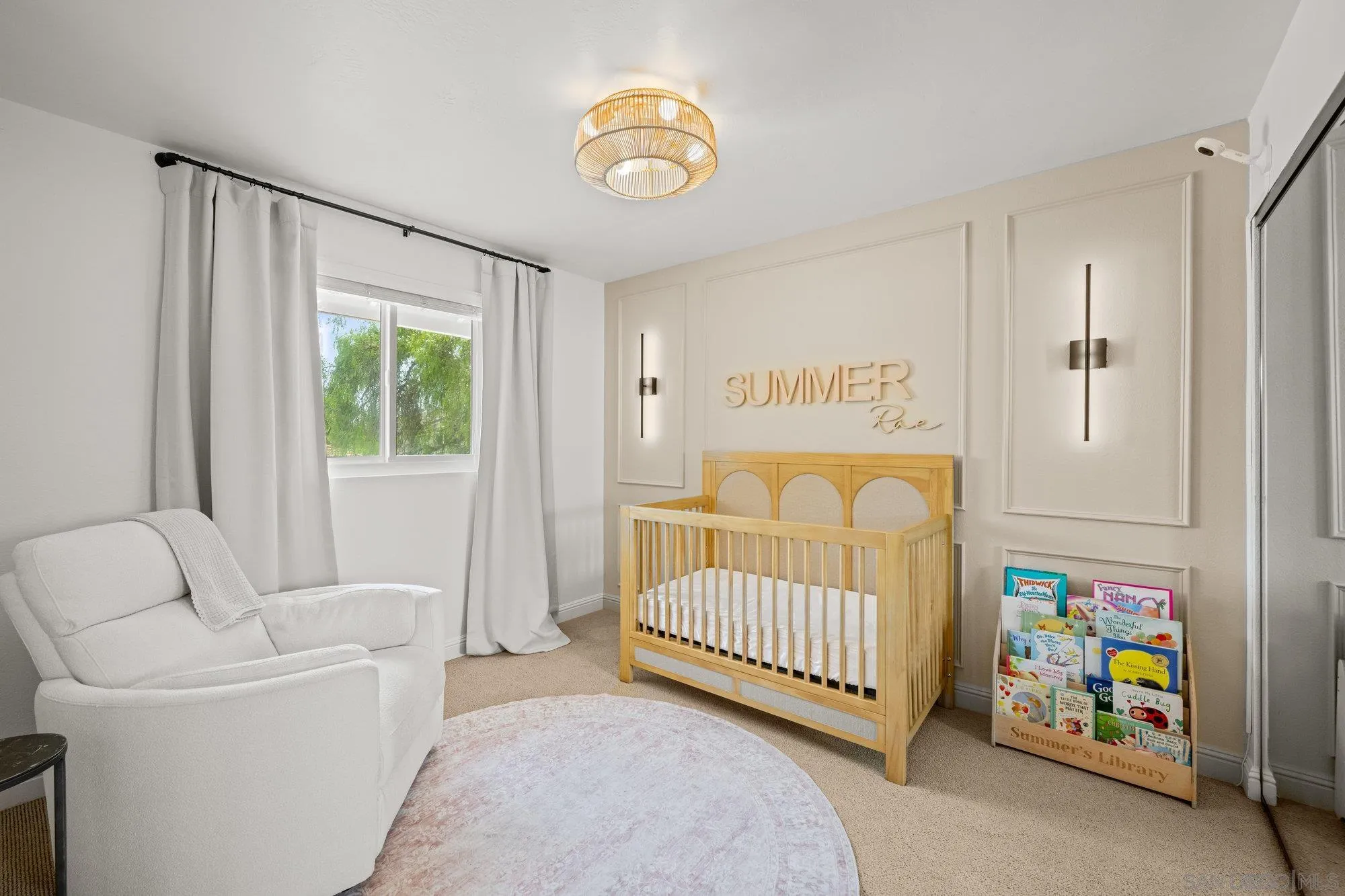 https://cdn.realtyfeed.com/cdn/127/250038206/7b23b55a20d6461cd16450ea4e6963d5.webp