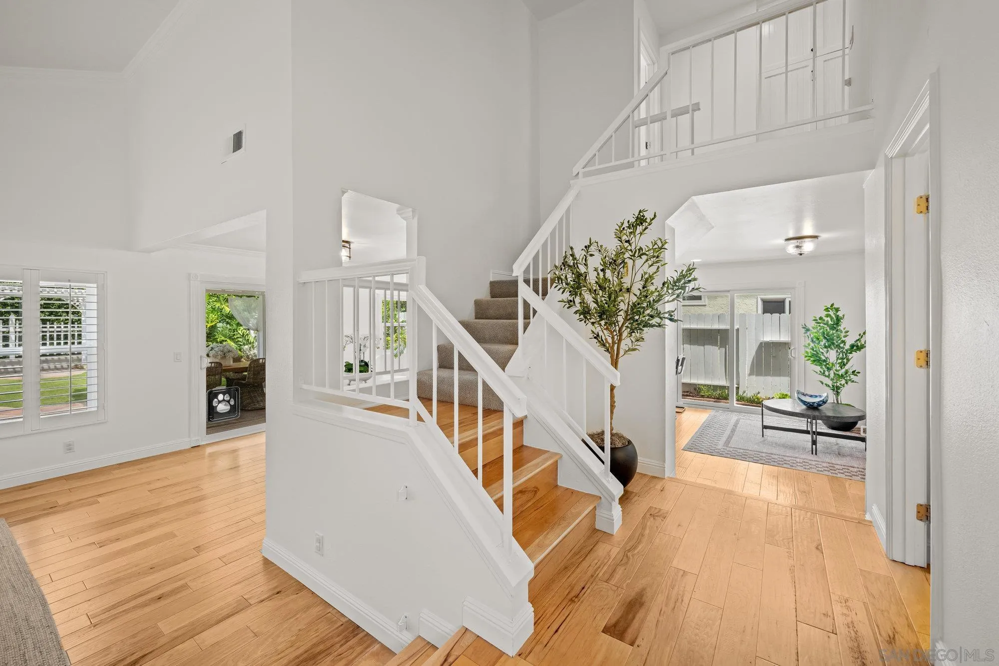 https://cdn.realtyfeed.com/cdn/127/250038206/882481eabc32c527d9eb9eedba0d02be.webp