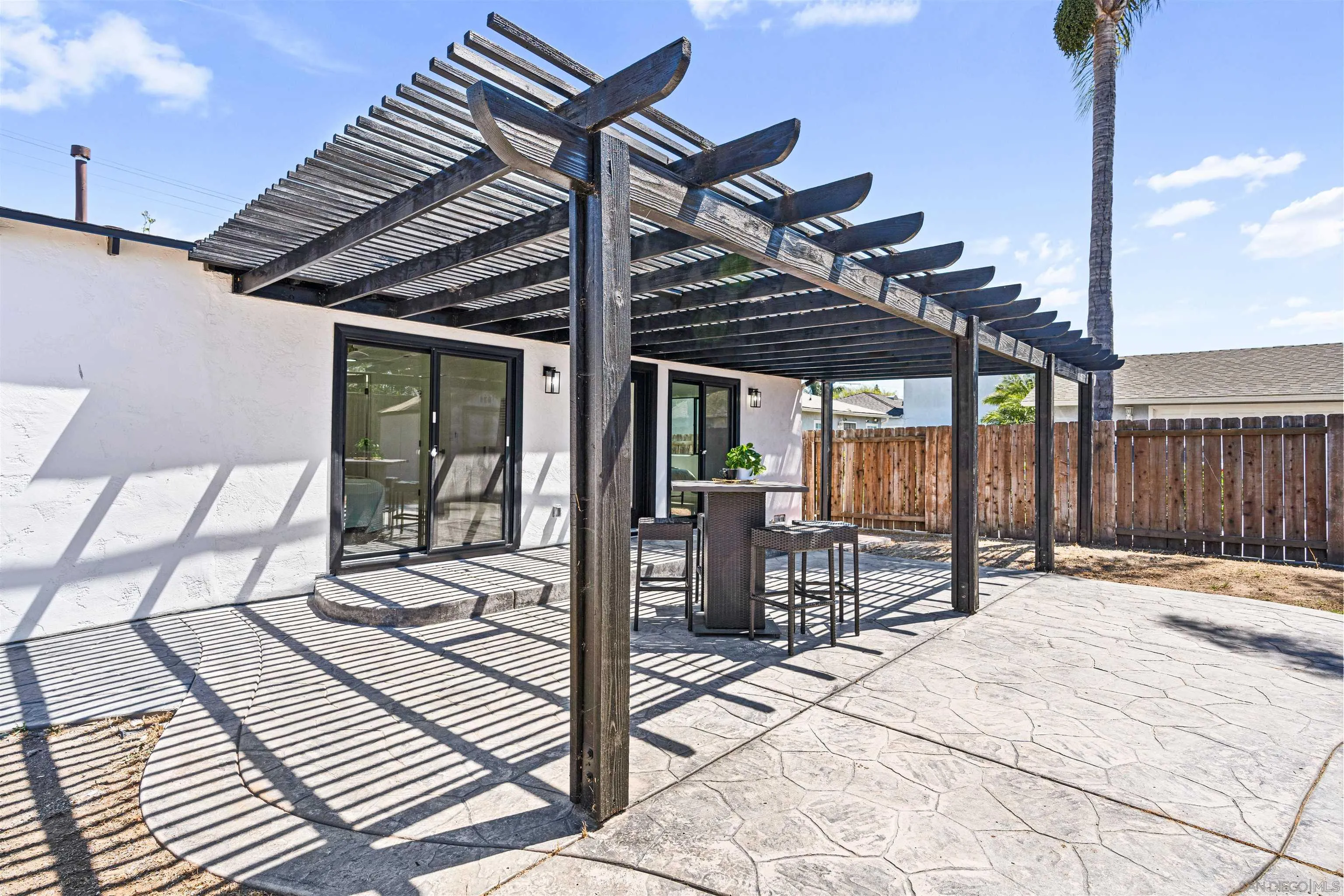 https://cdn.realtyfeed.com/cdn/127/250038207/f4debd23c4ff8d61fb99dfafb4c782f0.webp