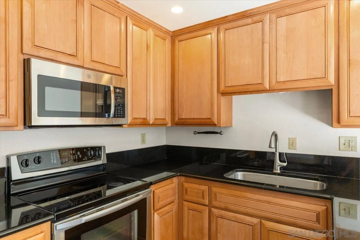 Photo #9: 250038212 Listing: Photo #9