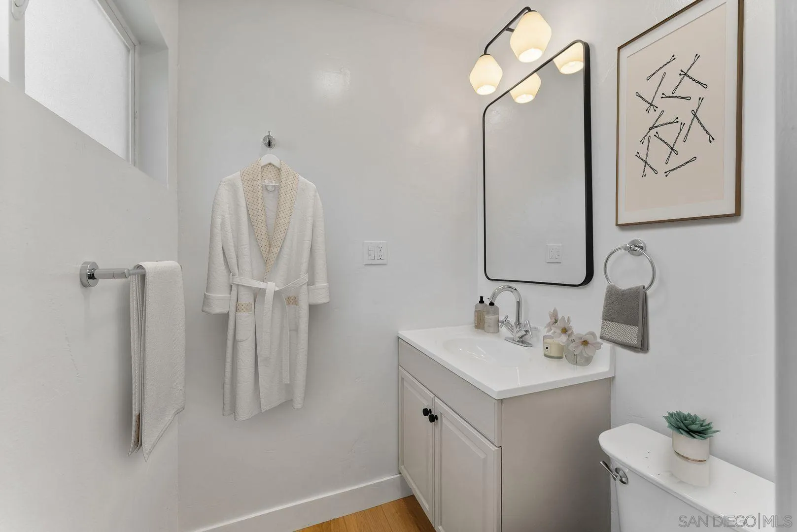 https://cdn.realtyfeed.com/cdn/127/250038218/2786456b242d788e11481c057810f142.webp