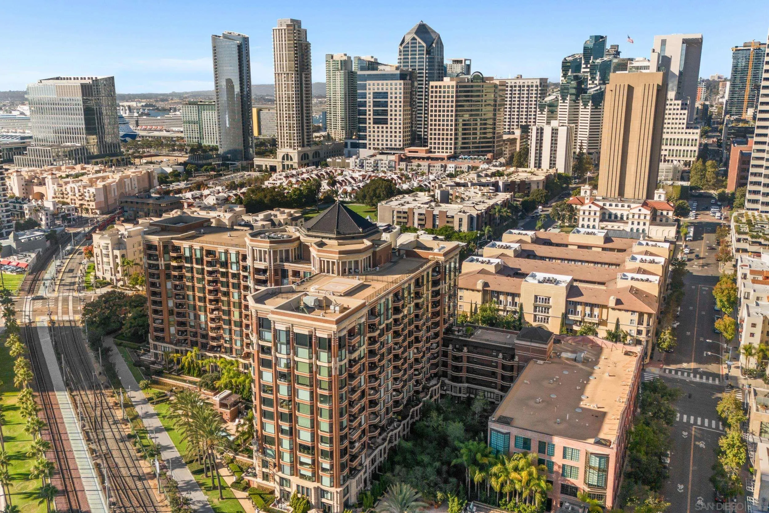 https://cdn.realtyfeed.com/cdn/127/250038228/5bde54ca070280f0fb87f868b44e074e.webp
