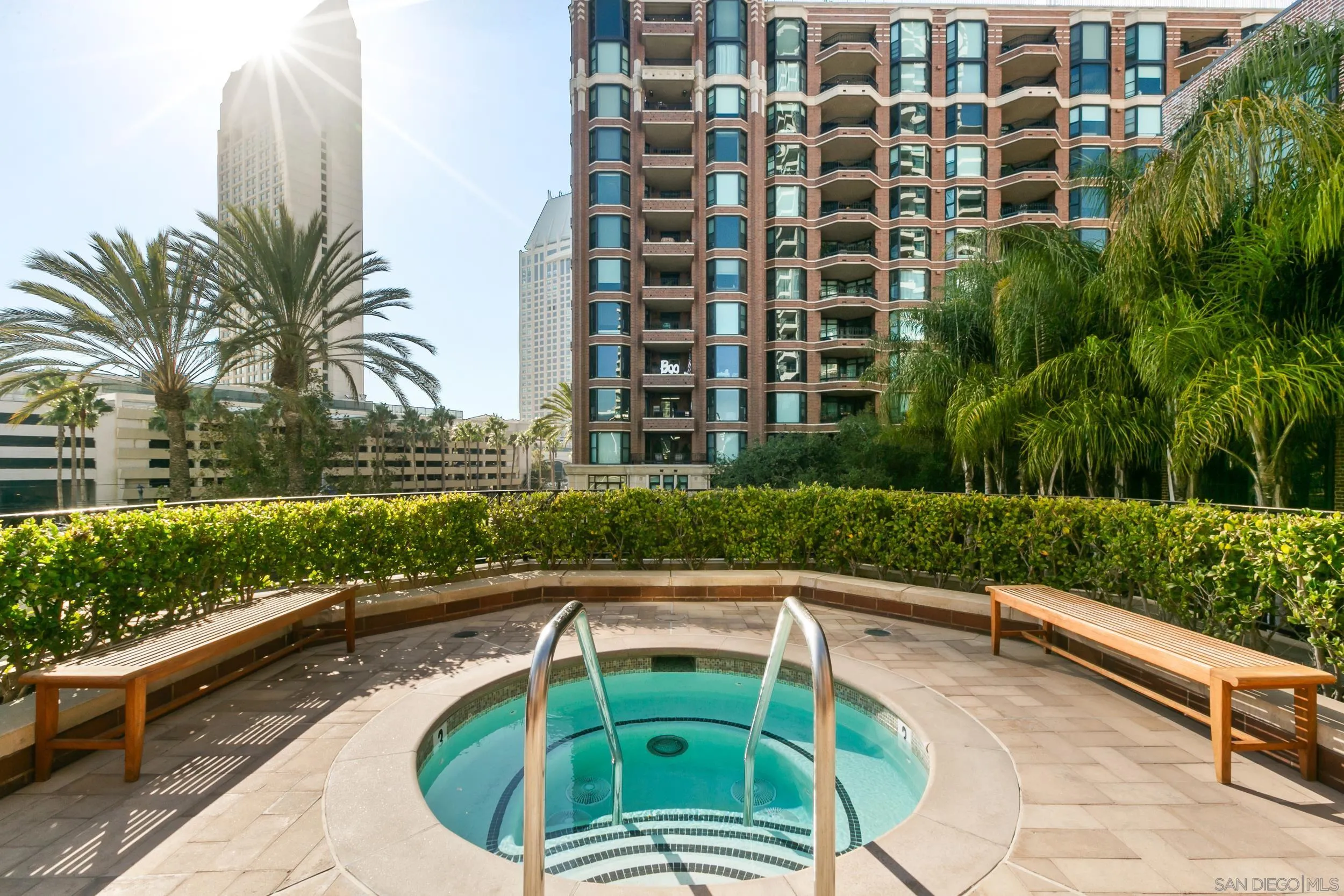 https://cdn.realtyfeed.com/cdn/127/250038228/6e87240fa1505e193b5dc0fbfde1d666.webp