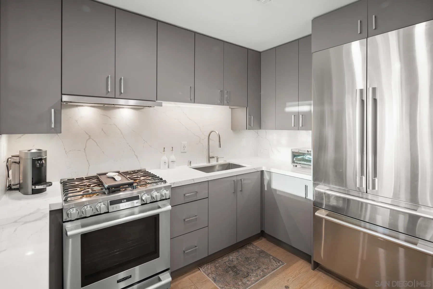 https://cdn.realtyfeed.com/cdn/127/250038228/800e7d0247b1ad7fc7d16f602aae7a3d.webp