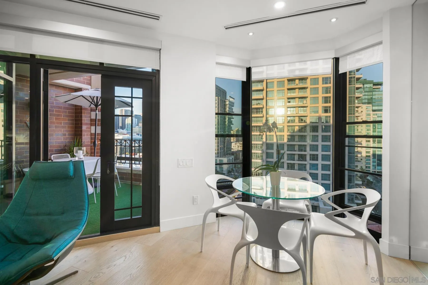 https://cdn.realtyfeed.com/cdn/127/250038228/b065cb1e03d6a727b66cdfd0478e576c.webp