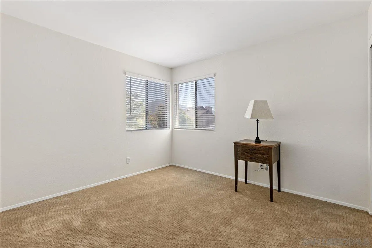 https://cdn.realtyfeed.com/cdn/127/250038229/41109a71e6c384233468cfa58e3f6158.webp