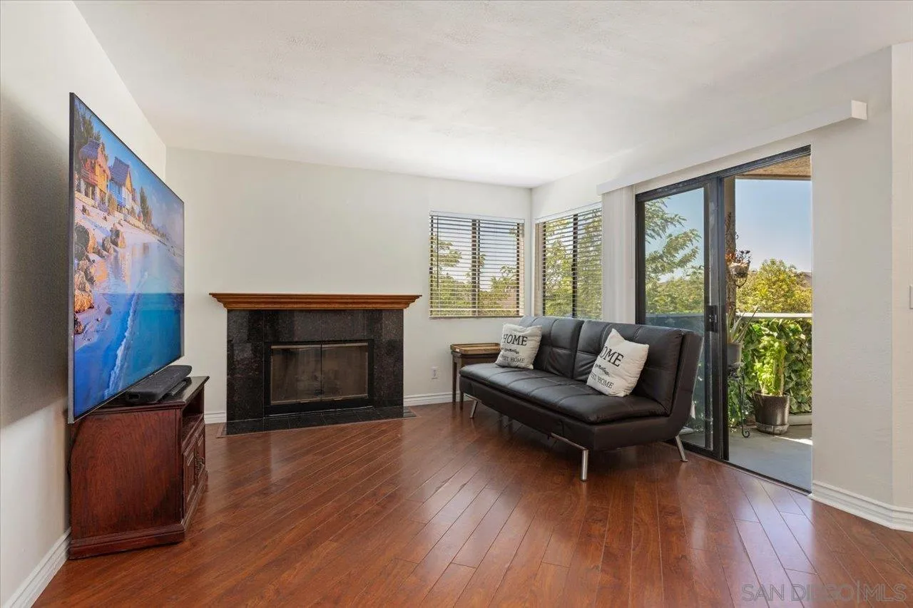 https://cdn.realtyfeed.com/cdn/127/250038229/64ea85c99e7b645d6fa7584a75e9aaeb.webp