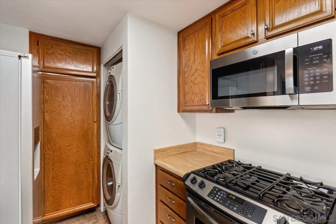 https://cdn.realtyfeed.com/cdn/127/250038229/74848ff14bede7568c080f6e9d3f9fe8.webp