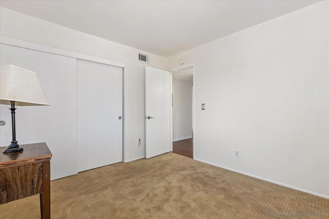 https://cdn.realtyfeed.com/cdn/127/250038229/8b0a35e6bb62c12fa6e219b880a33f26.webp