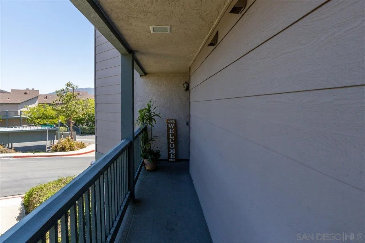 https://cdn.realtyfeed.com/cdn/127/250038229/f091415cced312a1bc78941aa11c6e63.webp