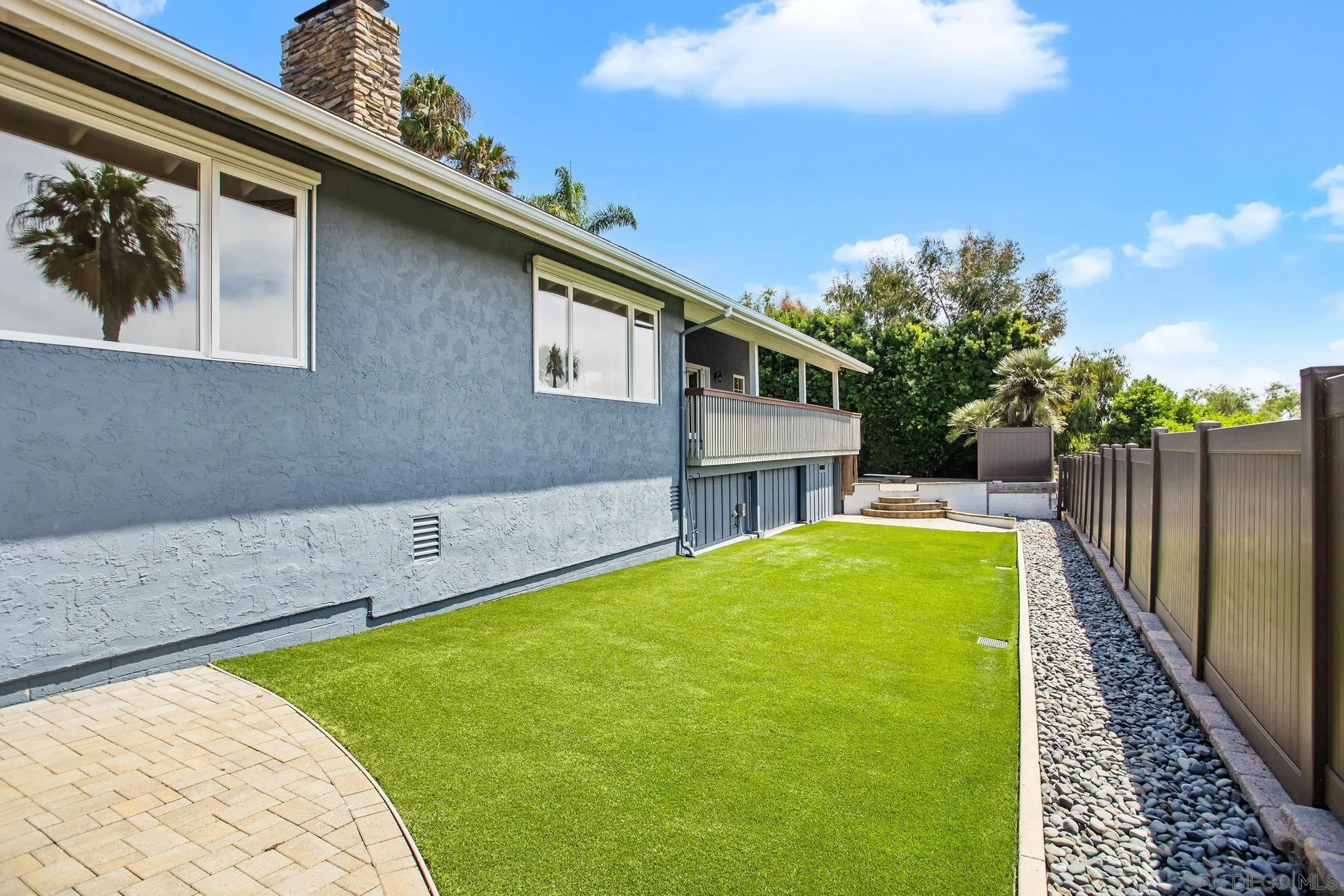 https://cdn.realtyfeed.com/cdn/127/250038230/bb4e443056e7c4bb8ac26cc9e911b349.webp