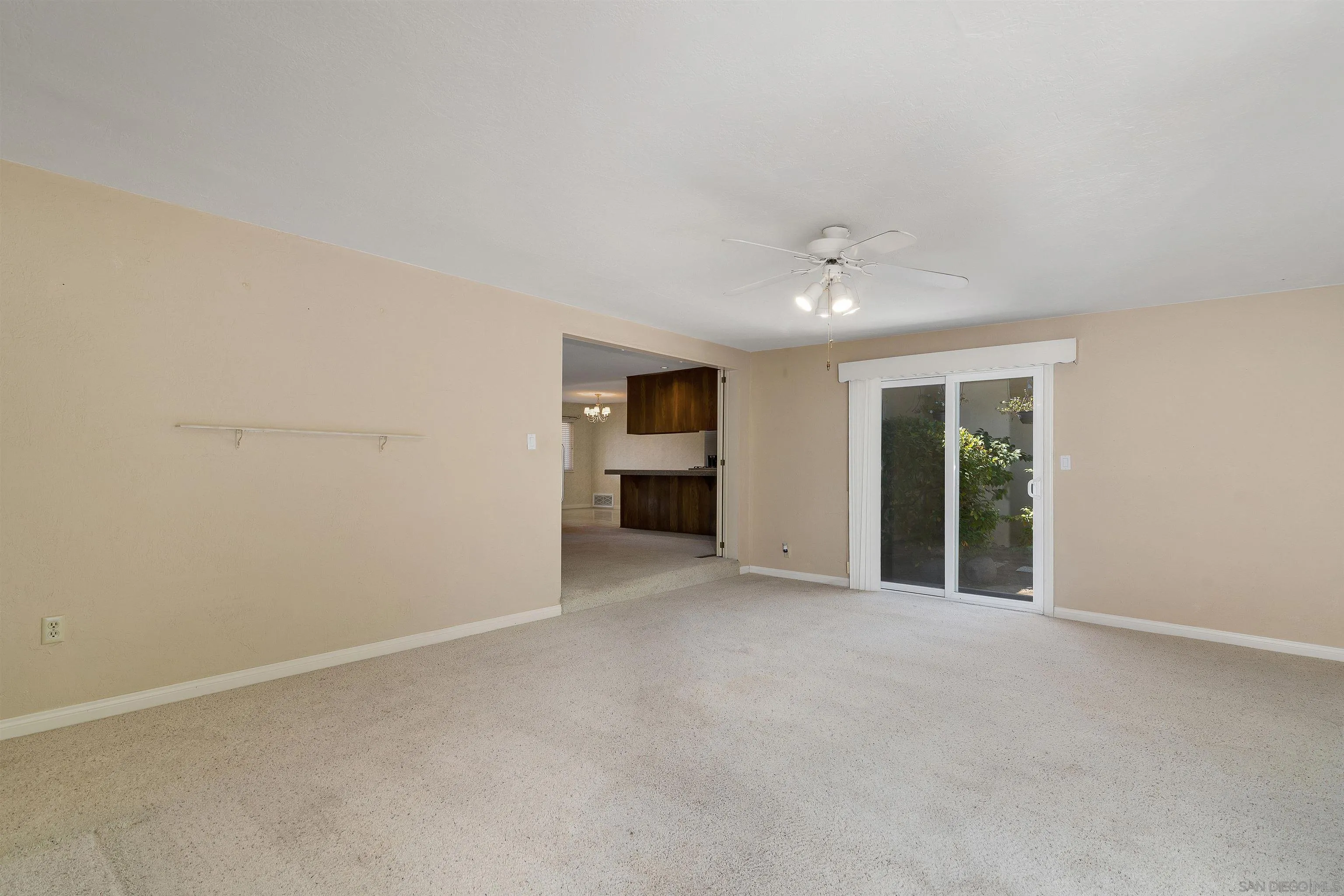 https://cdn.realtyfeed.com/cdn/127/250038231/84c825068c3f5a5f4f974f03c0aa9f1f.webp