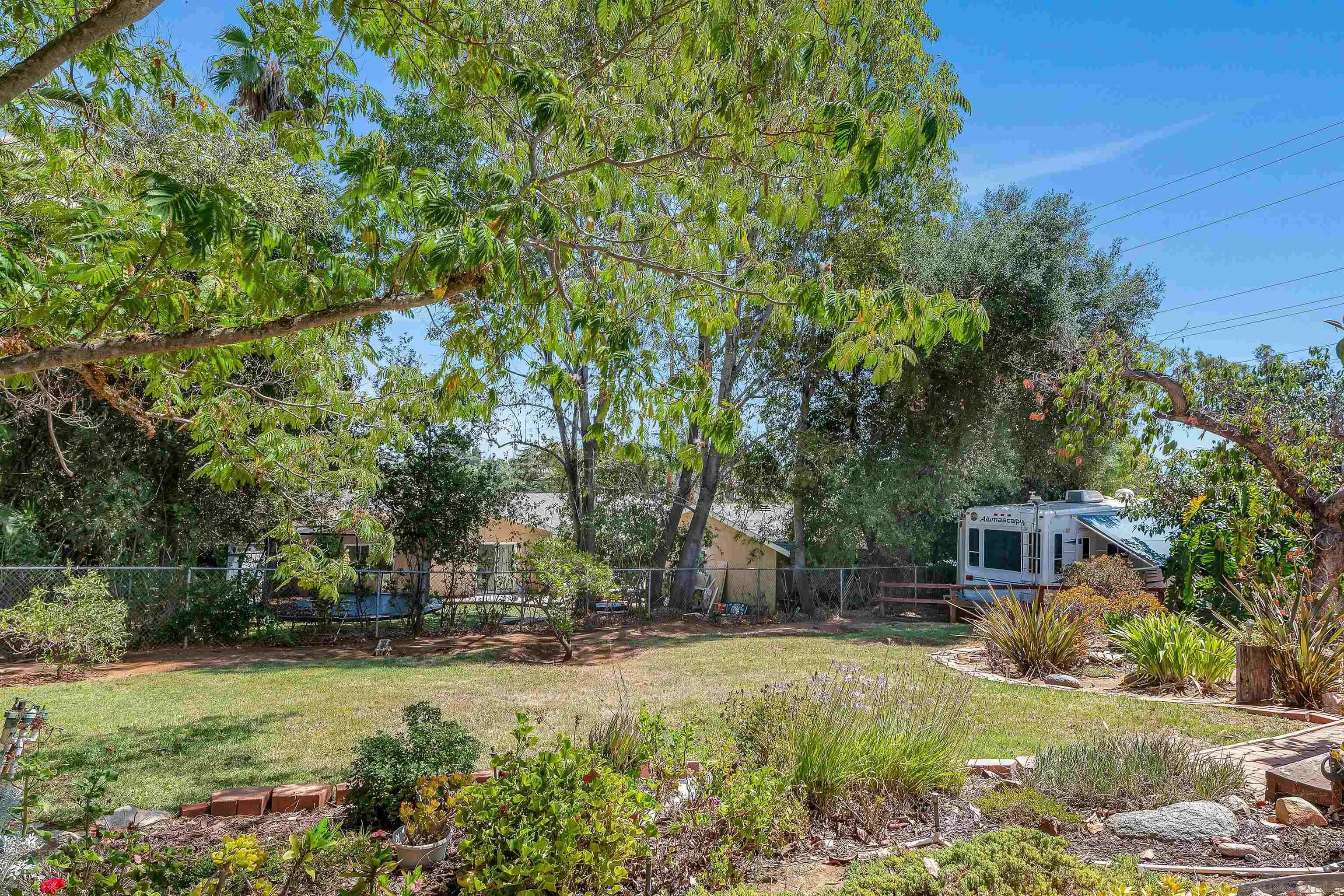 https://cdn.realtyfeed.com/cdn/127/250038231/a251f26281c3b73c4ded544c787e73af.webp