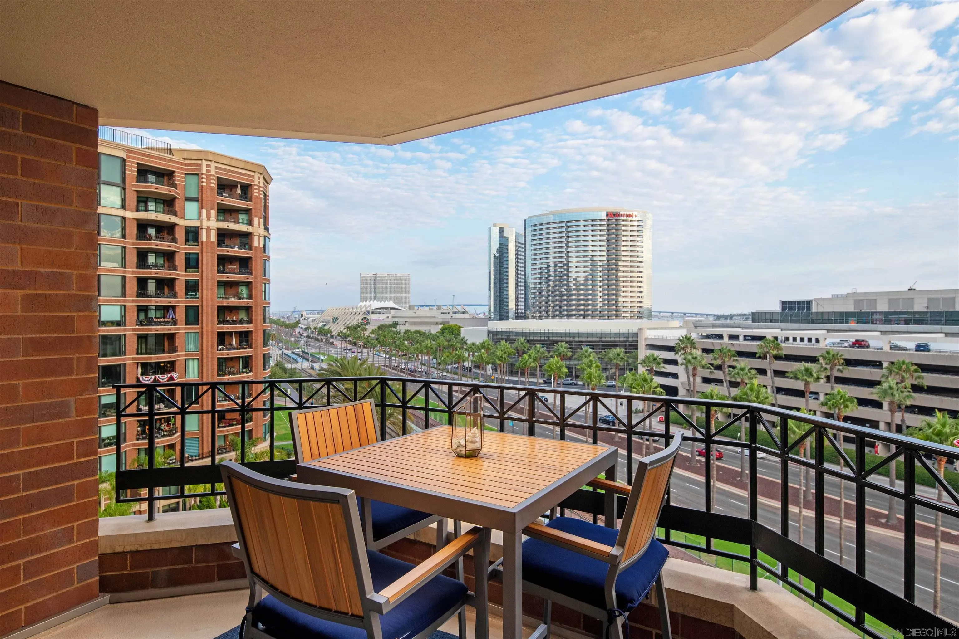https://cdn.realtyfeed.com/cdn/127/250038242/9d3114e8e908abf13c3606d5d3d43819.webp