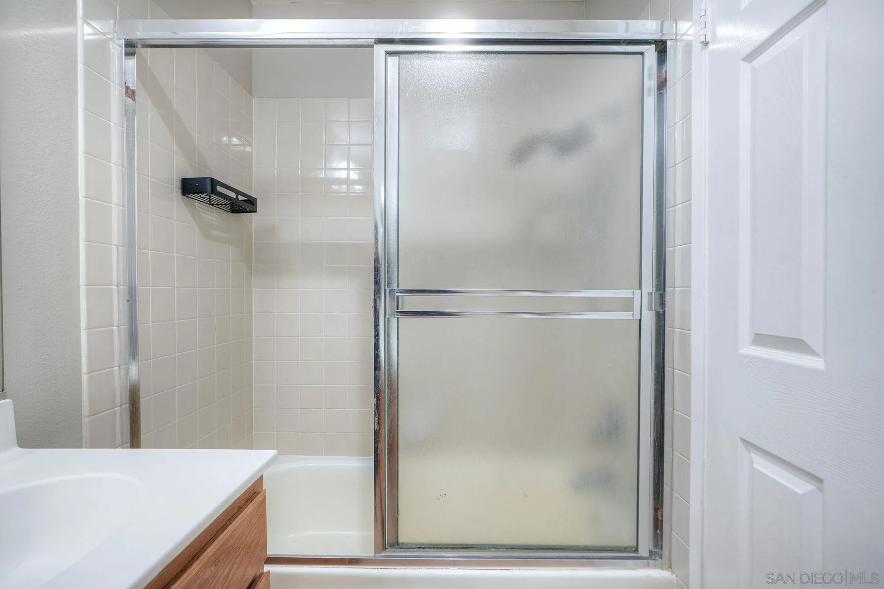 Photo #10: 250038243 Listing: Photo #10