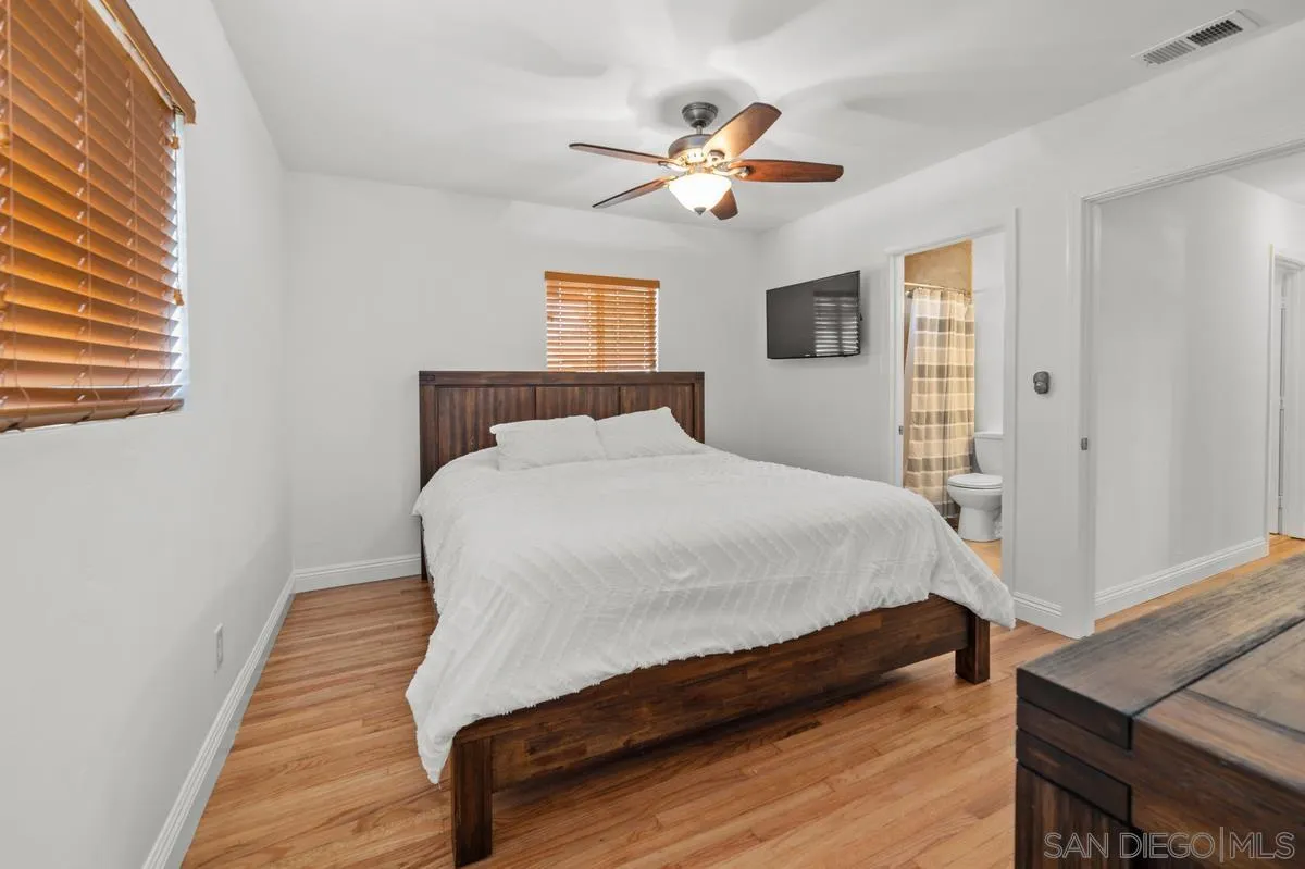 https://cdn.realtyfeed.com/cdn/127/250038248/f99a871bc2b3021f9dc01c4140b5d913.webp