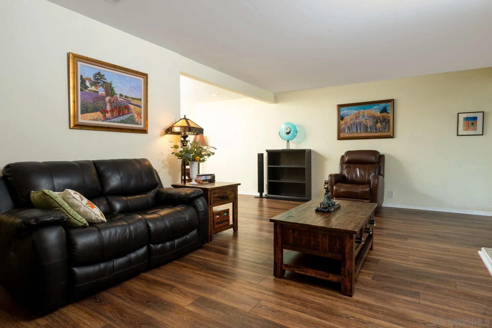 https://cdn.realtyfeed.com/cdn/127/250038249/1a3542d0468ae46c3f7339b894392e22.webp