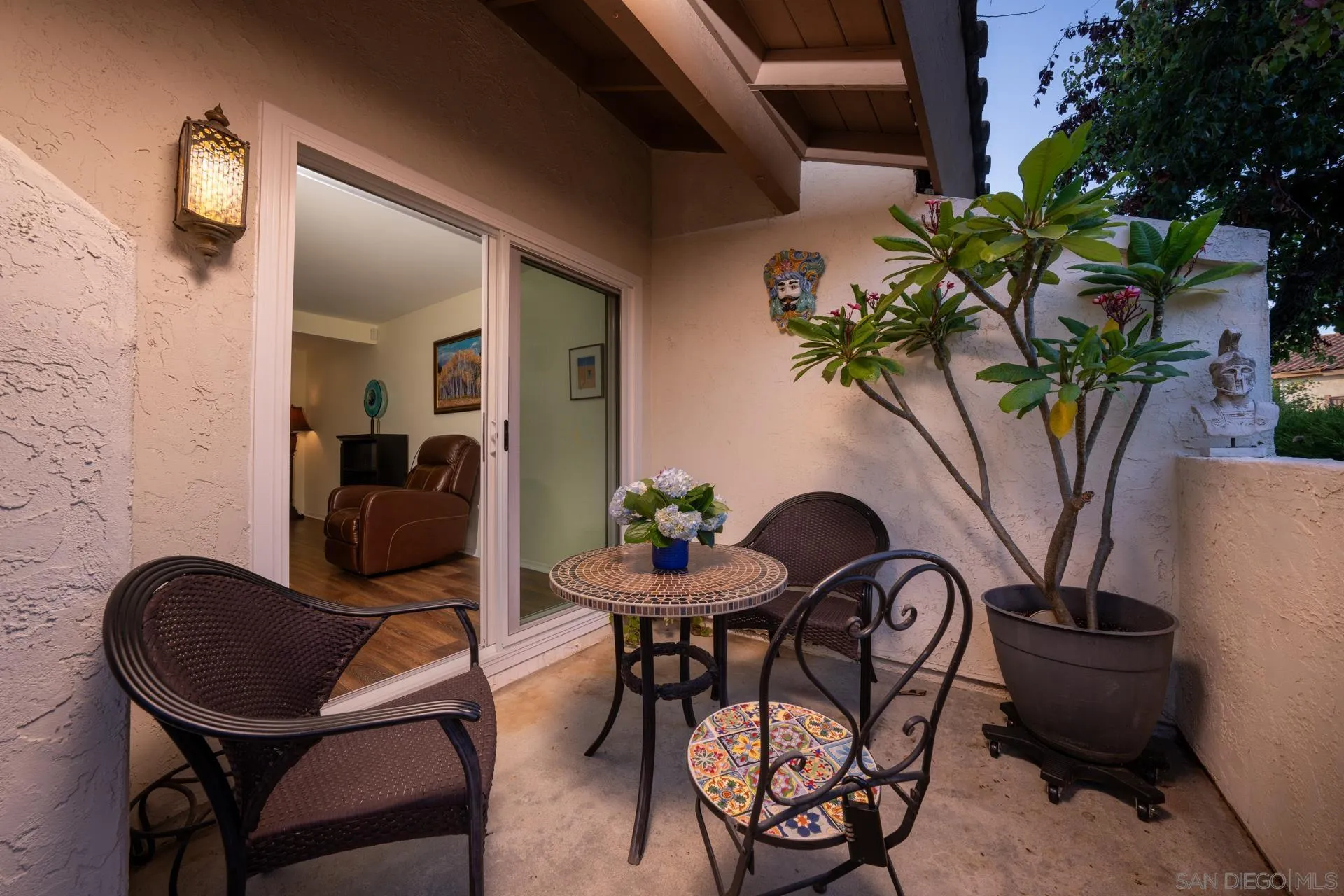 https://cdn.realtyfeed.com/cdn/127/250038249/50e8fbd15cc05da4dd8cd9498982eba8.webp