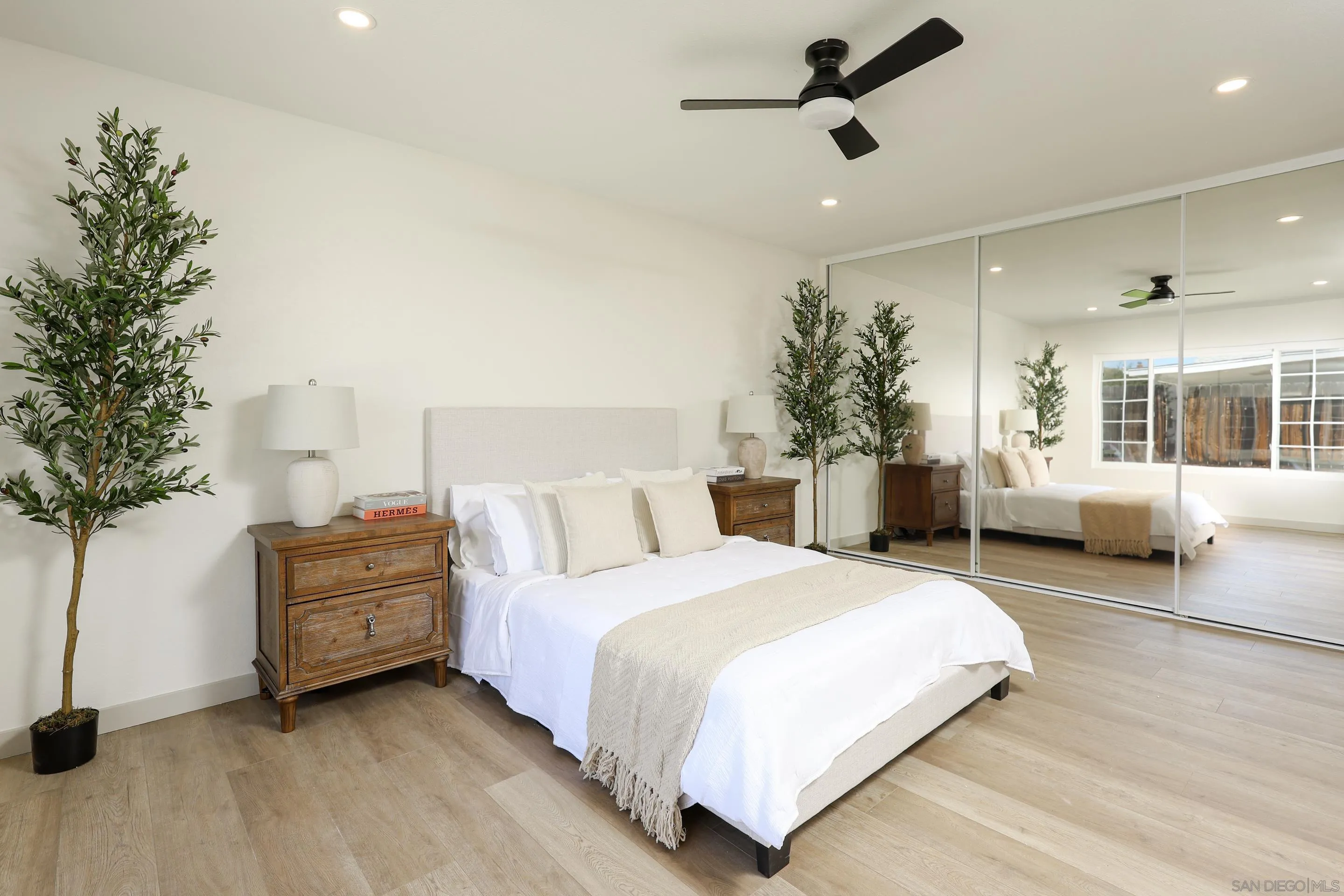 https://cdn.realtyfeed.com/cdn/127/250038252/ff6fc784c2d8d8a122e8fe2c34409ccb.webp