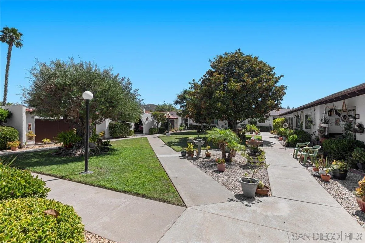 https://cdn.realtyfeed.com/cdn/127/250038253/2c304afddadf45afbde5f79cd7e491eb.webp